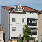 Silver * Пула