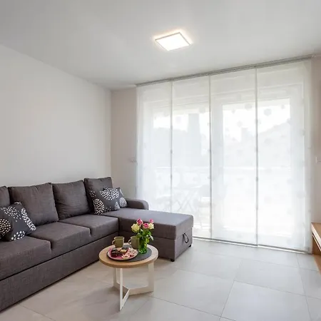 Apartament Silver *