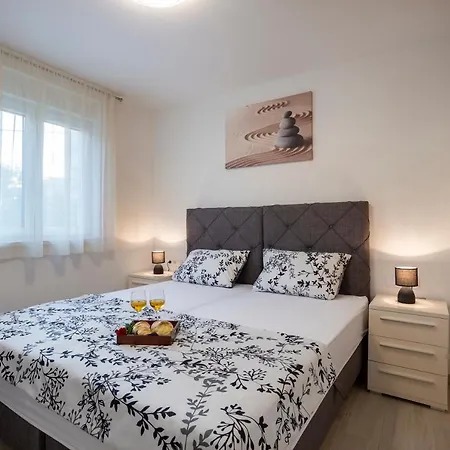 Silver Apartament *